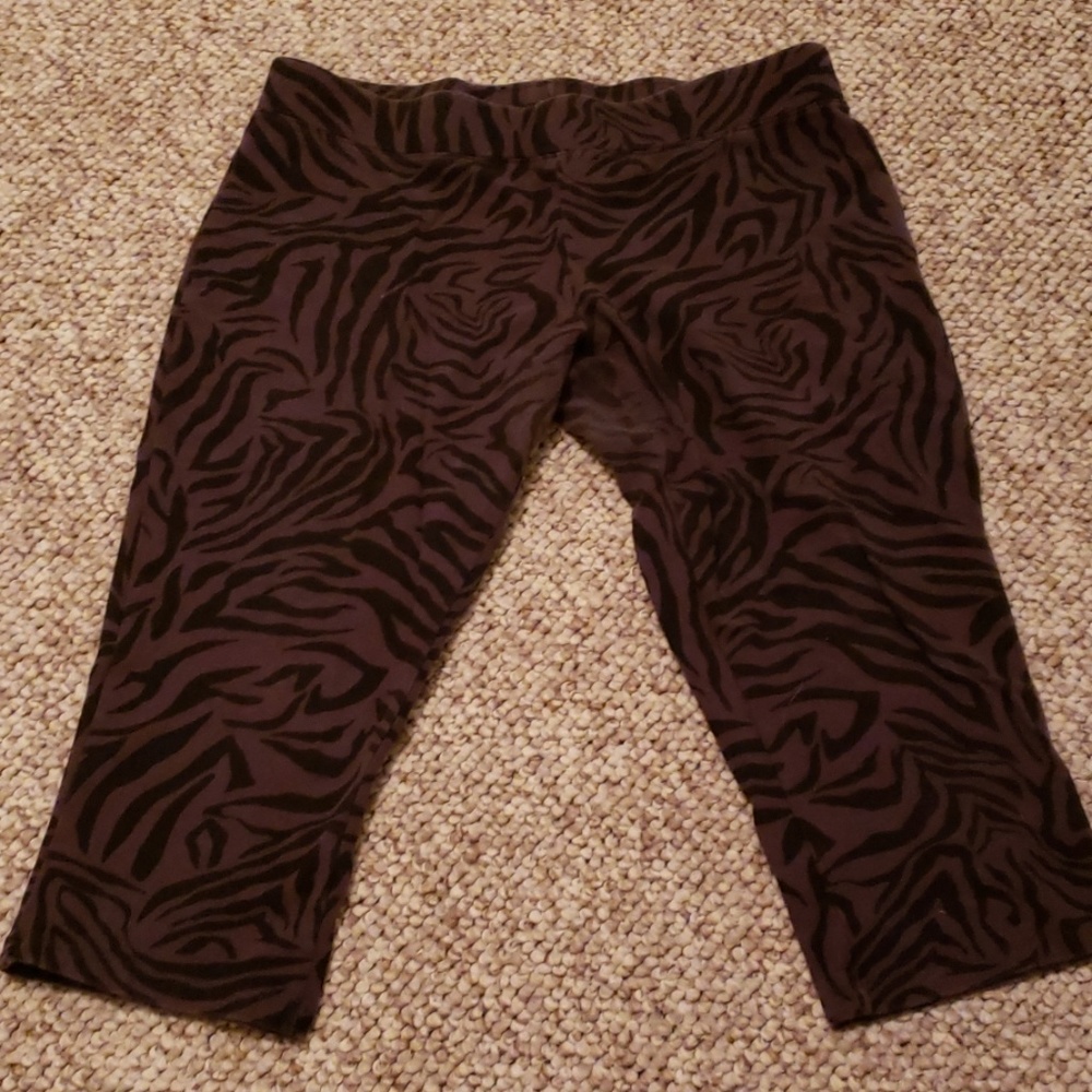 EXPRESS Leopard print leggings